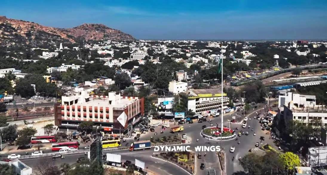 Model Grand Inn Bellary Exteriér fotografie